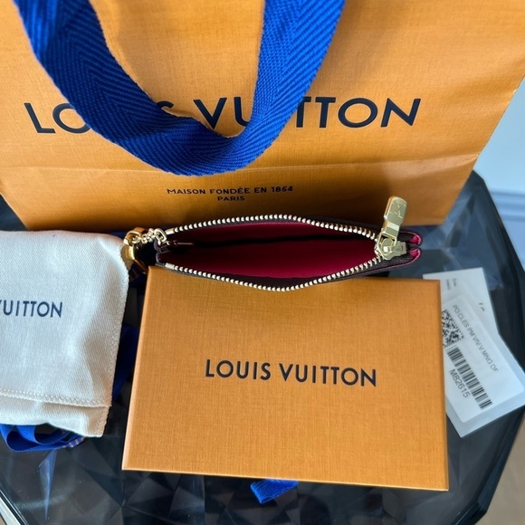 Louis Vuitton Vivienne The House Mascot sailing with friends Key Pouch - Picture 12 of 12